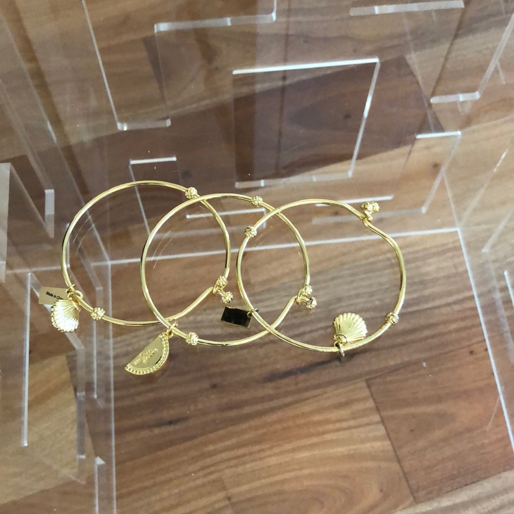 set of lilly pulitzer bracelets